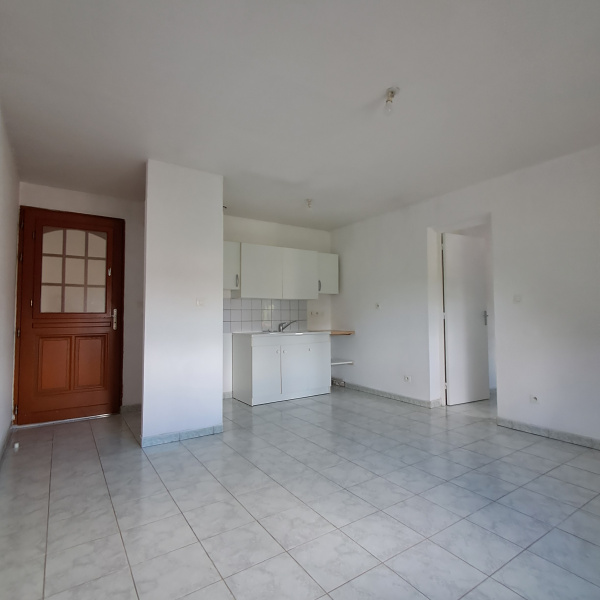 Offres de location Appartement Damery 80700